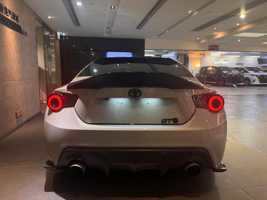 86 GT - Image 10
